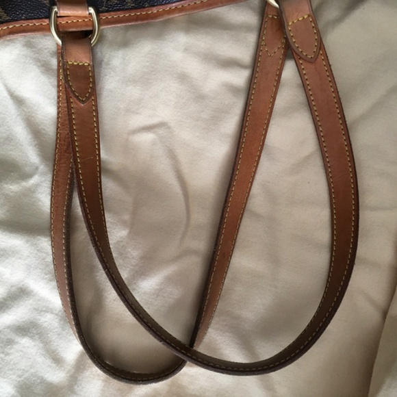 Louis Vuitton Batignolles Monogram Vertical Tote/Shoulder Bag - Picture 5 of 12